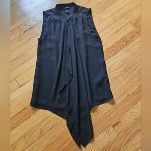 H&M sleeveless blouse